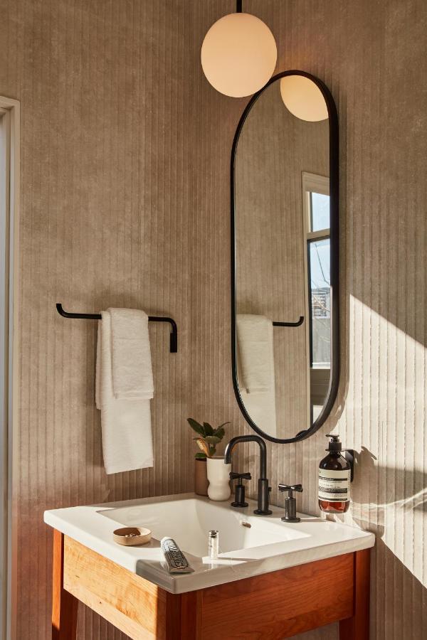 Archway Hotel Residence Philadelphia Buitenkant foto