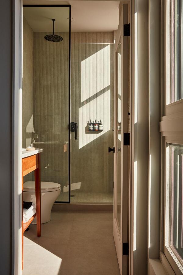 Archway Hotel Residence Philadelphia Buitenkant foto